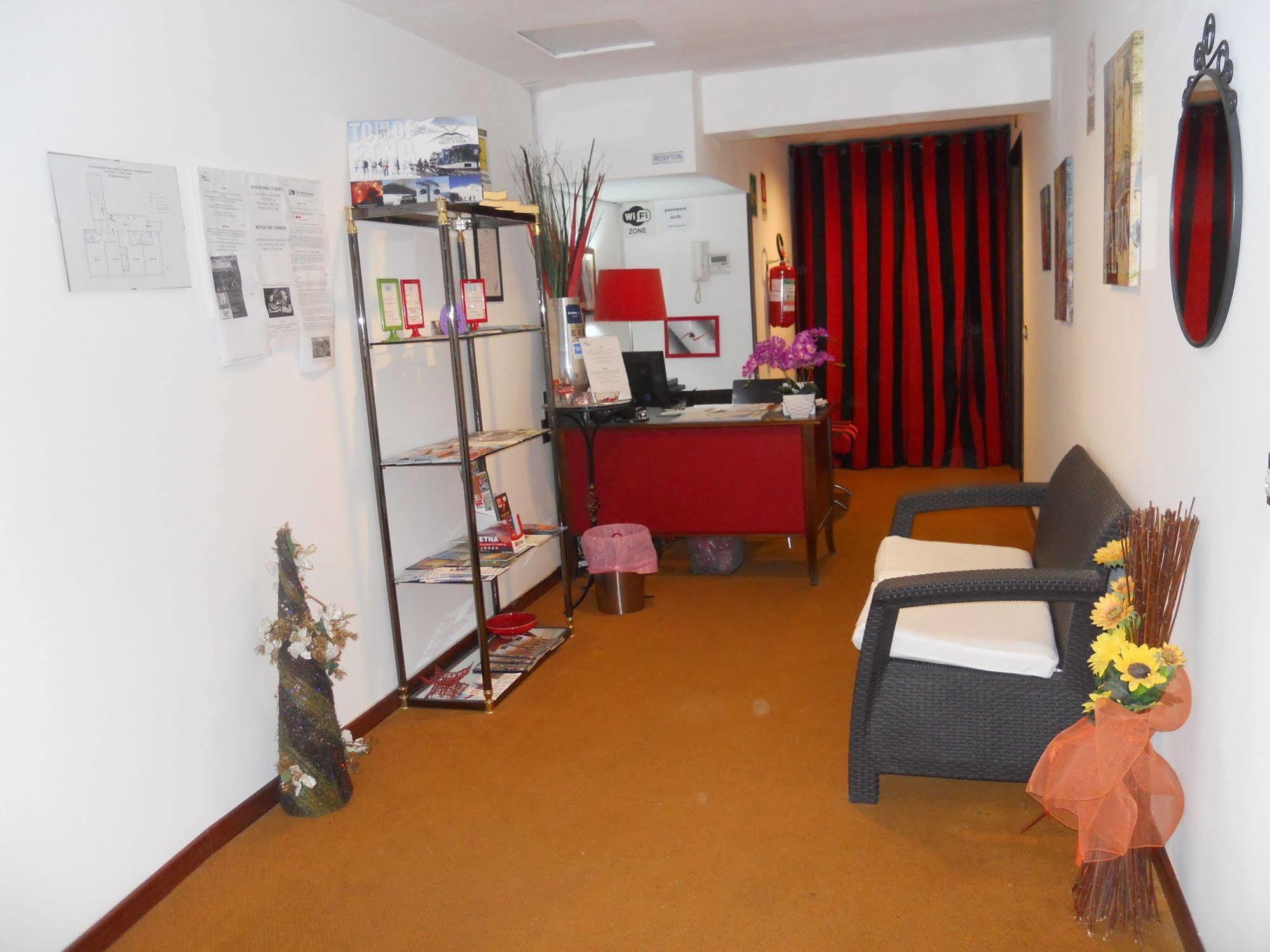 Catania Crossing B&B - Rooms & Comforts Eksteriør billede